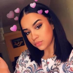 Meet your Posher, Yais